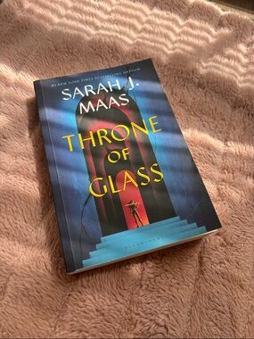 Throne of Glass by Sarah J. Mass